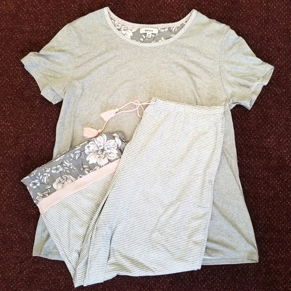 Kensie Pajama Set